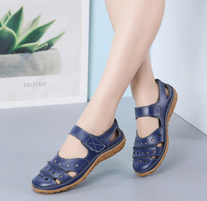 Damen-Flachleder-Sandalen mit Hohlhaken