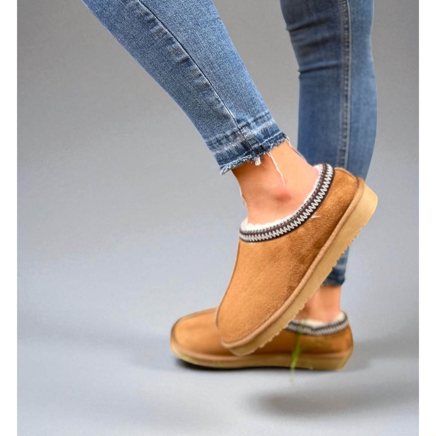 Outdoor Slippers for Women - True to Size Wide Fit Comfortable Walking Shoes
