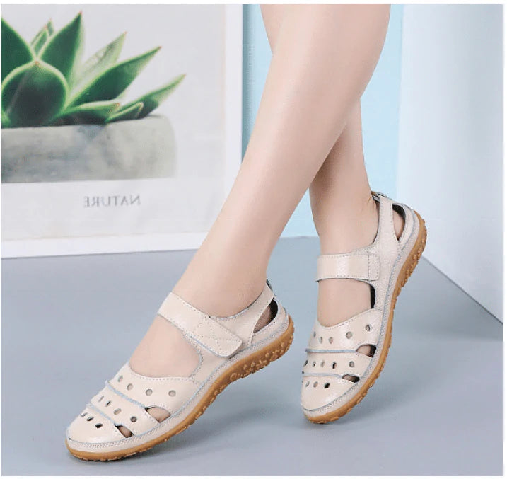 Damen-Flachleder-Sandalen mit Hohlhaken
