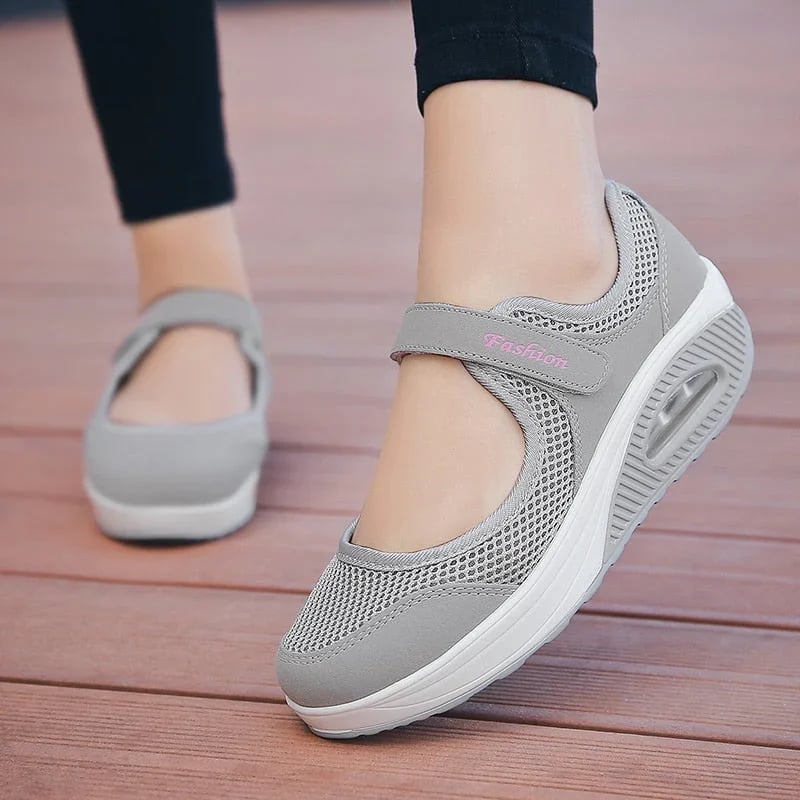 Stretchable Breathable Lightweight Walking Shoes