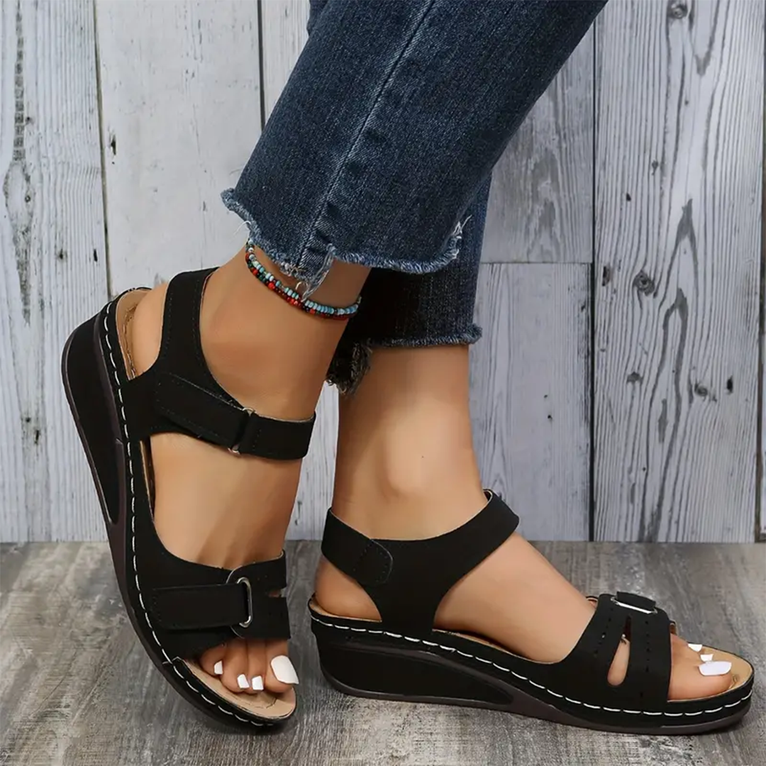 LOOP ANKLE STRAP KEILABSATZ SPORT-SANDALEN